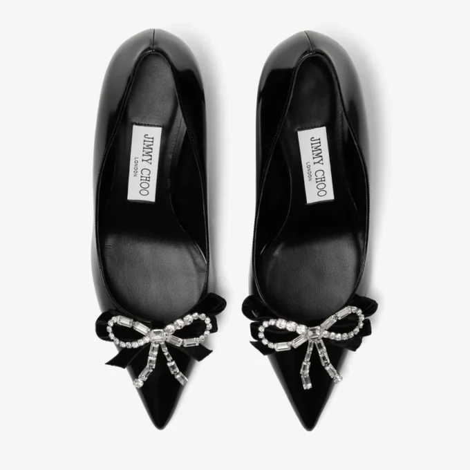 Auria 70 Svarta mjuka Spazzolato-pumps med sammet och kristallrosett