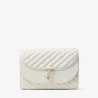 Avenue Curve Clutch Latte Quiltad nappaläder-clutch
