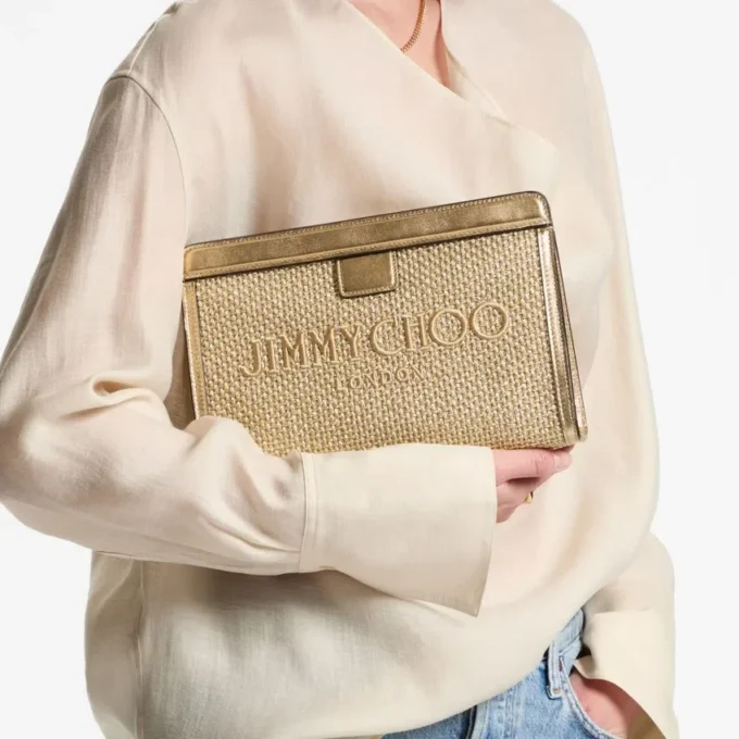 Avenue-påse i guld och mörk cappuccino Metalliskt broderad raffiapåse Avenue-påse i guld och mörk cappuccino Metalliskt broderad raffiapåse