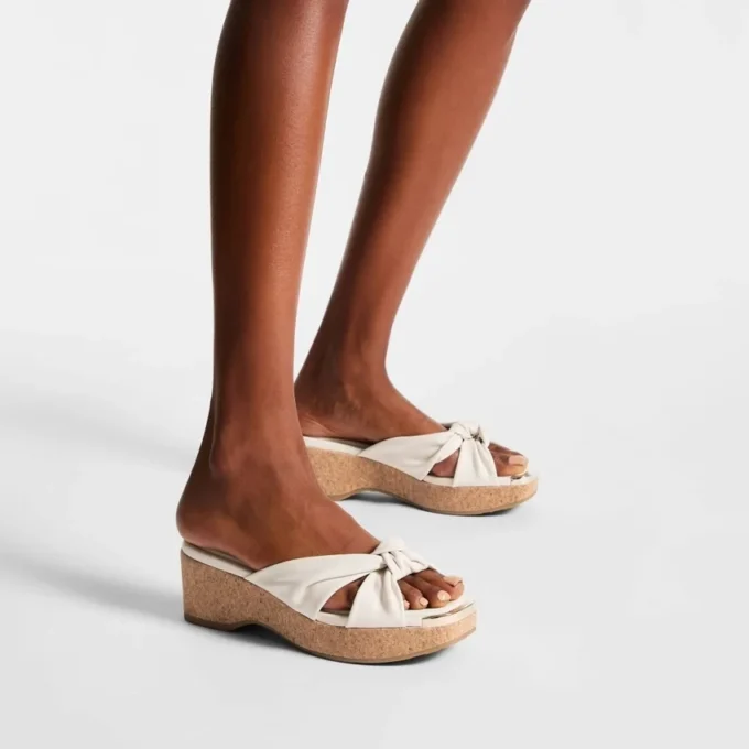 Avenue Wedge 50 Latte Mules i nappaläder Avenue Wedge 50 Latte Mules i nappaläder