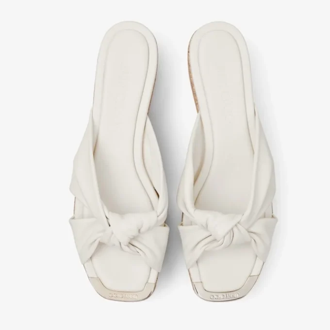 Avenue Wedge 50 Latte Mules i nappaläder Avenue Wedge 50 Latte Mules i nappaläder