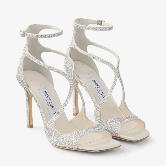 Azia 95 Pumps i elfenbensfärgad satin med kristallutsmyckning