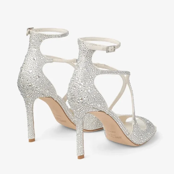 Azia 95 Pumps i elfenbensfärgad satin med kristallutsmyckning