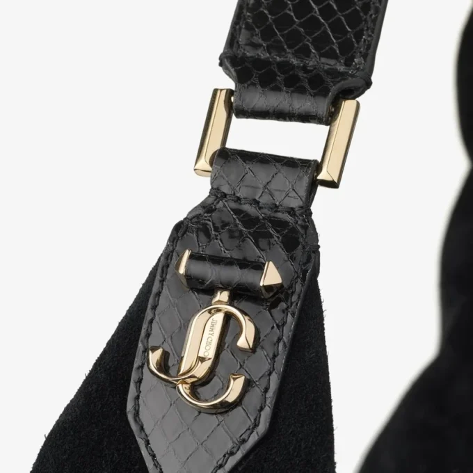 Bar Hobo Stor svart axelväska i mocka med detaljer i glänsande läder med ormtryck Bar Hobo Stor svart axelväska i mocka med detaljer i glänsande läder med ormtryck