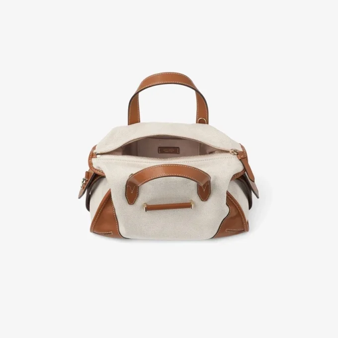 Bar Holdall Small – resväska i naturfärgat och brunt återvunnet canvas med detaljer i bikerläder