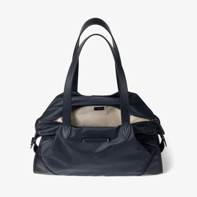 Bar Holdall Stor resväska i marin nylon med detaljer i slätt kalvskinn