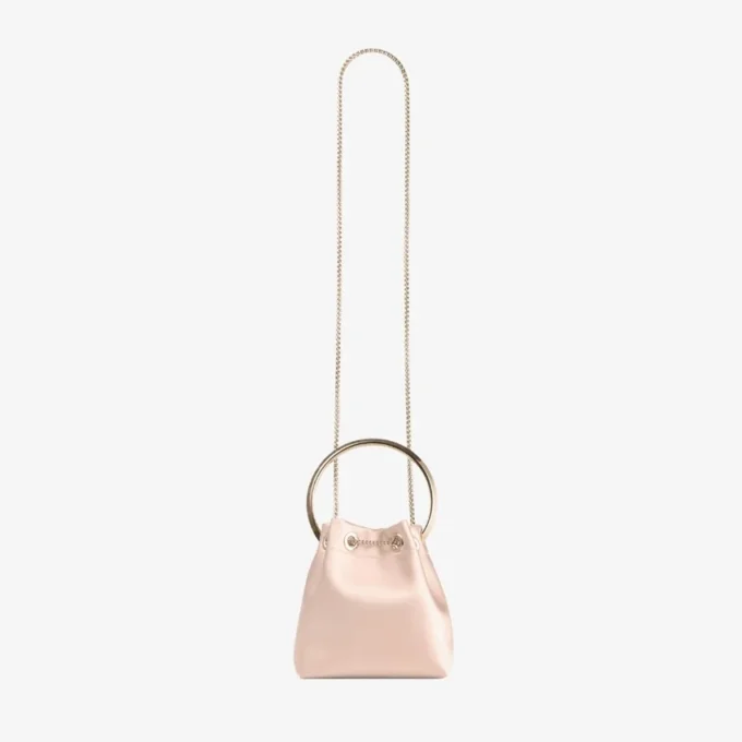 Bon Bon Macaron-väska i satin med metallhandtag Bon Bon Macaron-väska i satin med metallhandtag