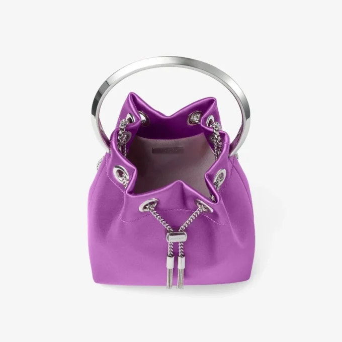 Bon Bon Violet Orchid satinhandväska med metallarmband