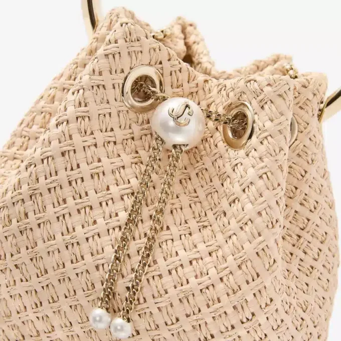 Bon Bon-väska i naturlig raffia med pärlknäppning Bon Bon-väska i naturlig raffia med pärlknäppning