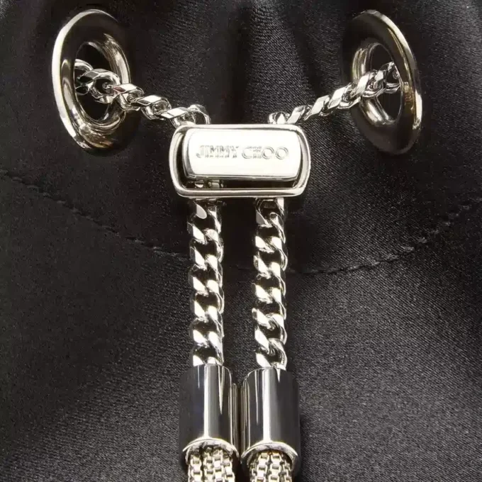 Bon Bon-väska i svart satin med kristallhandtag Bon Bon-väska i svart satin med kristallhandtag