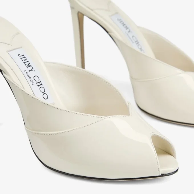 Brigitte Mule 100 Latte Mules i lackläder