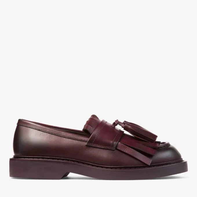 Buff Fringe Loafer Loafers i vaxat kalvskinn i djup merlot Buff Fringe Loafer Loafers i vaxat kalvskinn i djup merlot