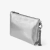 Callie silvermetallic läderclutch