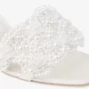 Cary Mule 70 Mule-sandal i elfenbensfärgad satin med pärldekorationer Cary Mule 70 Mule-sandal i elfenbensfärgad satin med pärldekorationer