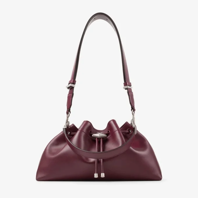 Cinch Medium garnet läderaxelväska Cinch Medium garnet läderaxelväska