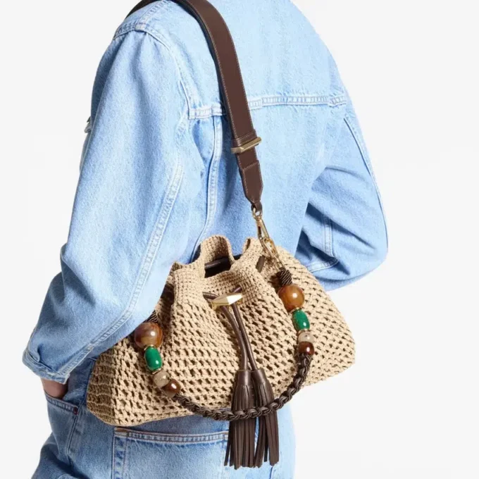 Cinch Medium natur- och chokladfärgad axelväska i virkad raffia med flätad rem