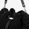Cinch Medium svart stickad axelväska i ull Cinch Medium svart stickad axelväska i ull