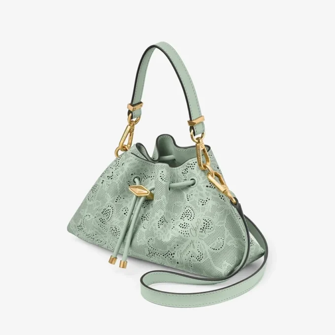 Cinch Small Verde jimmy choo axelväska i perforerat läder med snörning