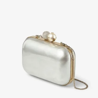 Cloud Ivory Mother of Pearl Clutch Bag med kristallspänne