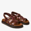 Cove-sandal Sandaler i vaxat kalvskinn i kastanjebrunt Cove-sandal Sandaler i vaxat kalvskinn i kastanjebrunt