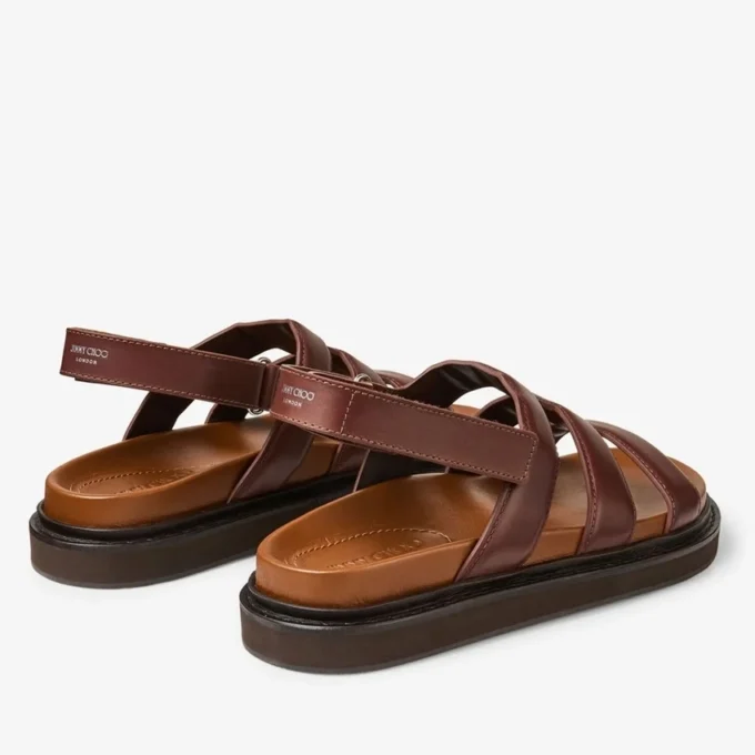 Cove-sandal Sandaler i vaxat kalvskinn i kastanjebrunt Cove-sandal Sandaler i vaxat kalvskinn i kastanjebrunt