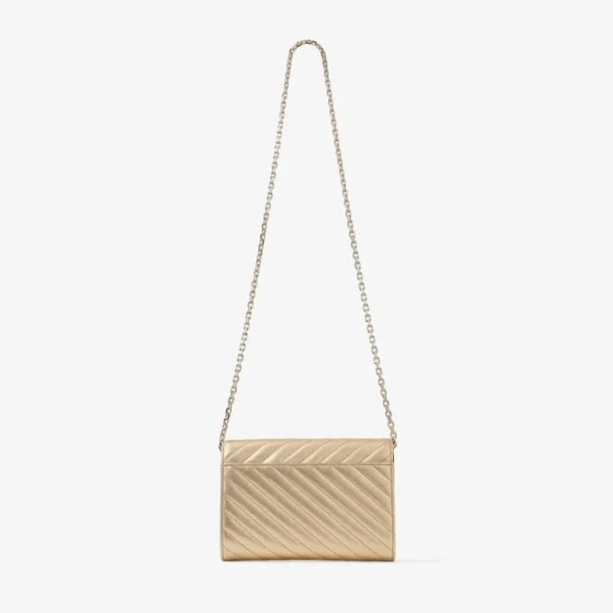 Curve Clutch Glänsande guldfärgad quiltad metallisk läderclutch med kedja