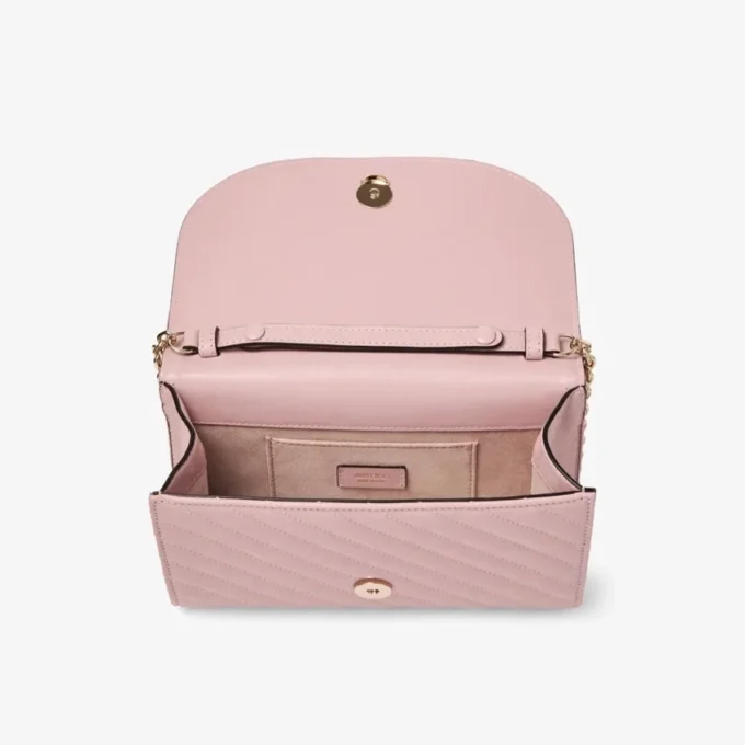 Curve Clutch Rose Quiltad bikerläder-clutchväska Curve Clutch Rose Quiltad bikerläder-clutchväska