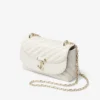 Curve Crossbody Small Latte – quiltad crossbody-väska i nappaläder