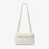 Curve Crossbody Small Latte – quiltad crossbody-väska i nappaläder