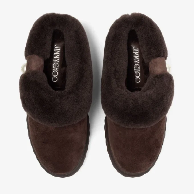Diamond Maxi Mule F Mules i chokladbrunt mocka med fårskinn Diamond Maxi Mule F Mules i chokladbrunt mocka med fårskinn