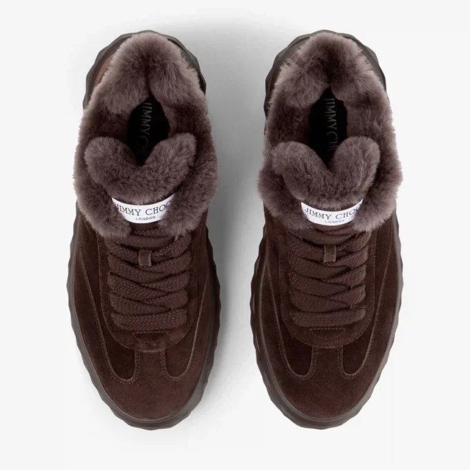 Diamond Maxi Retro M Chokladfärgade låga sneakers i sammet och mocka med fårskinn