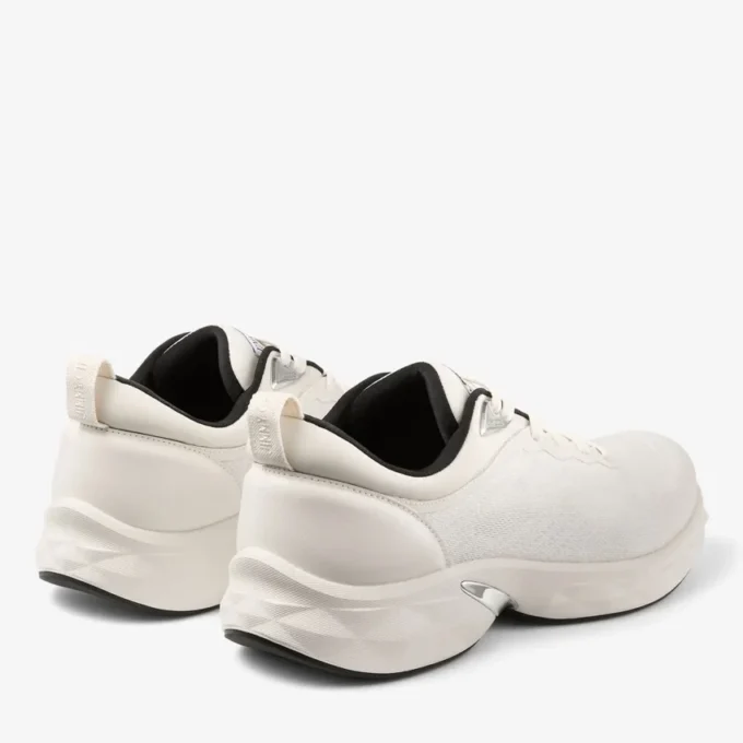 Diamond Run M Latte och svarta sneakers i jacquardstickat Diamond Run M Latte och svarta sneakers i jacquardstickat