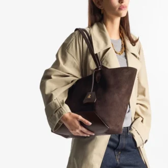 Diamond Tote Medium kaffefärgad mockaväska