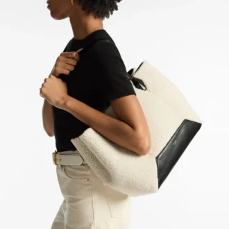 Diamond Tote Medium naturfärgad shearling-väska
