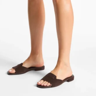 Dina Flat svart nappaläder med korsade remmar och slingback