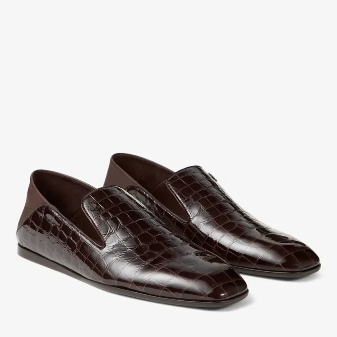Eliot Slipper Herrtofflor i Sambuco-läder med krokodilprägling Eliot Slipper Herrtofflor i Sambuco-läder med krokodilprägling