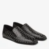 Eliot Slipper Herrtofflor i svart metallic-nappaläder med öljetter Eliot Slipper Herrtofflor i svart metallic-nappaläder med öljetter