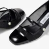 Elisa 45 svarta pumps i lack och mesh