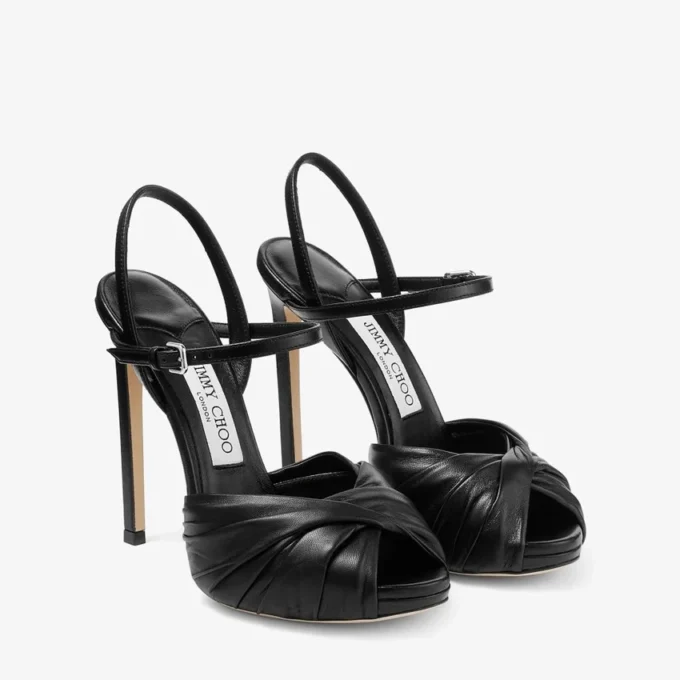 Elly 120 Svarta sandaler i mjukt handskläder och glansigt nappaläder