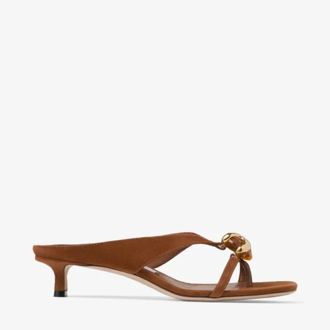 Emeri Stone 35 sandaler i tanfärgat mocka med stendetaljer