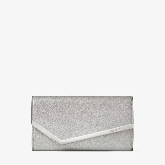Emmie silverfärgad clutchväska i fint glitterläder Emmie silverfärgad clutchväska i fint glitterläder