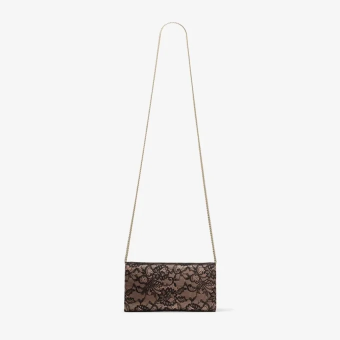 Emmie Svart och balettrosa jimmy choo spetsclutch
