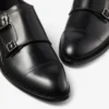 Finnion Monkstrap Svarta skor i borstat läder med monkstrap Finnion Monkstrap Svarta skor i borstat läder med monkstrap