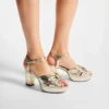 Heloise 80 Guld Vintage Metallic Läderplattformssandaler Heloise 80 Guld Vintage Metallic Läderplattformssandaler