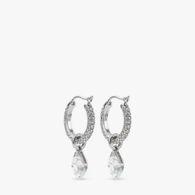 Hjärtformade örhängen i silverfinish med kristaller Hjärtformade örhängen i silverfinish med kristaller