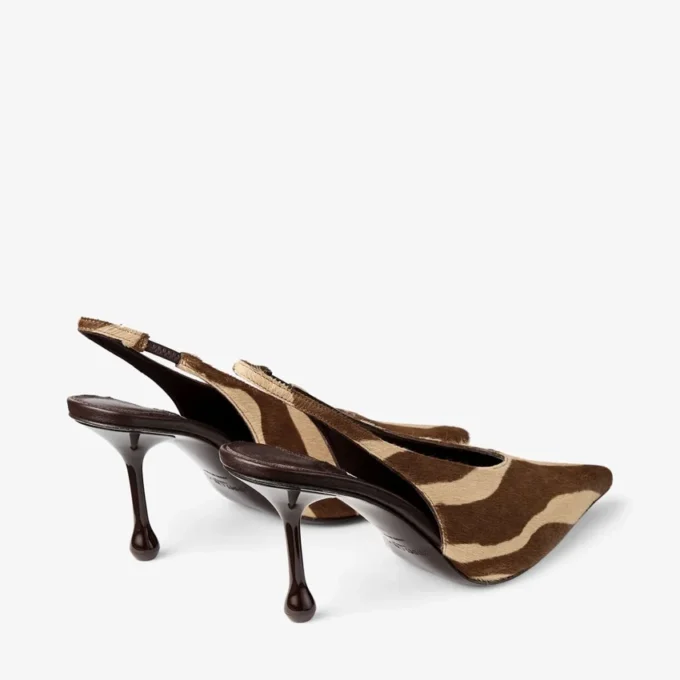 Isa 80 chokladbruna pumps i ponnyskinn med zebramönster Isa 80 chokladbruna pumps i ponnyskinn med zebramönster