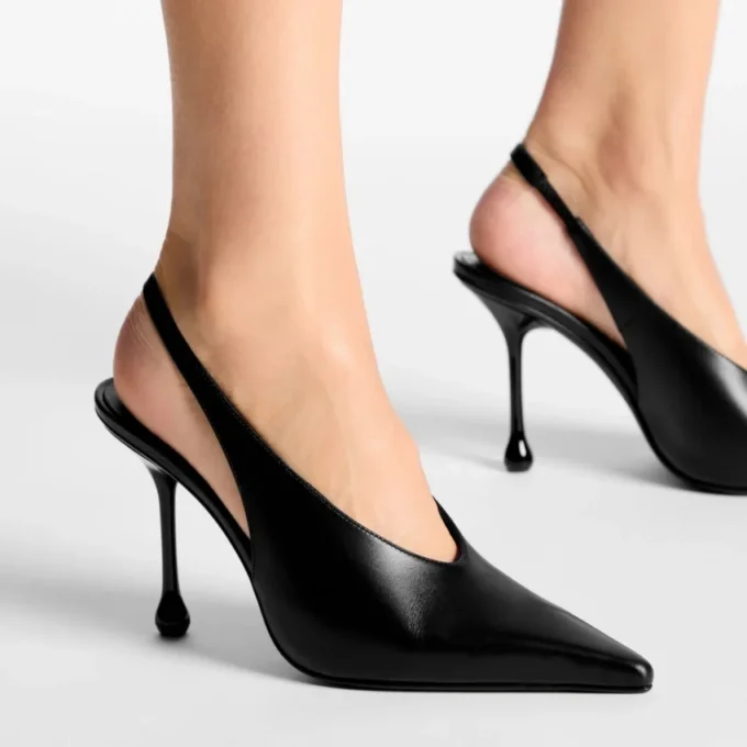 Isa 95 svarta läderpumps Isa 95 svarta läderpumps