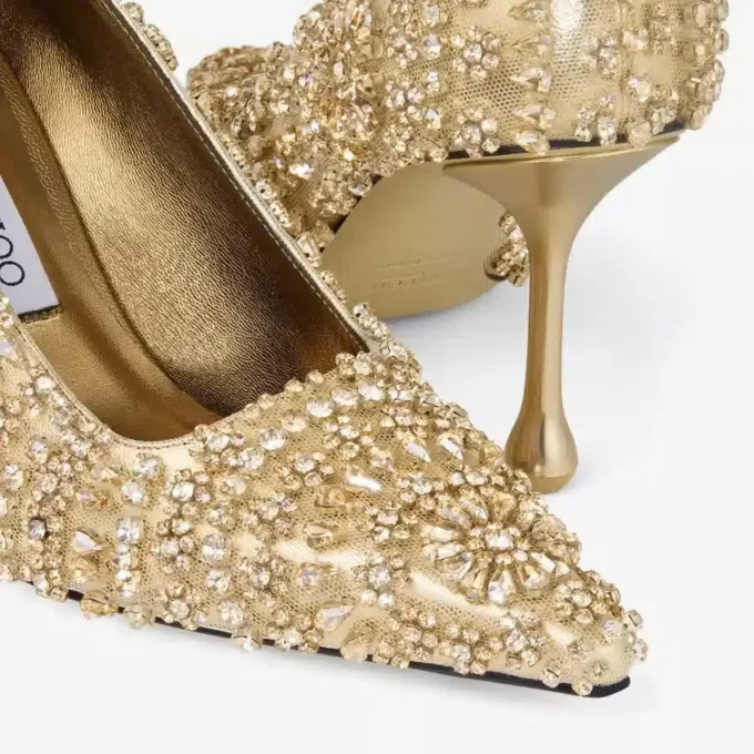 Ixia 80 guldblandade pumps i metalliskt nappaläder med kristallbroderi