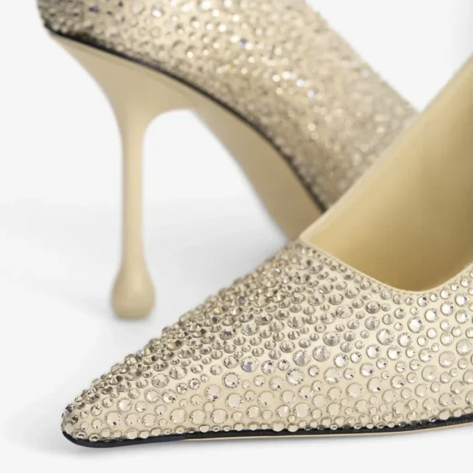 Ixia 95 Gula pumps i satin med strass Ixia 95 Gula pumps i satin med strass