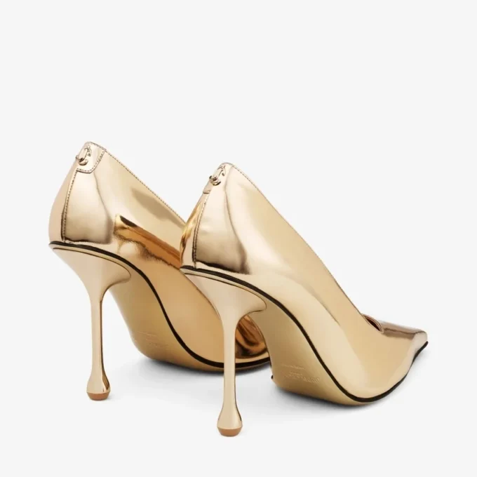 Ixia 95 guldfärgade pumps i flytande metall Ixia 95 guldfärgade pumps i flytande metall